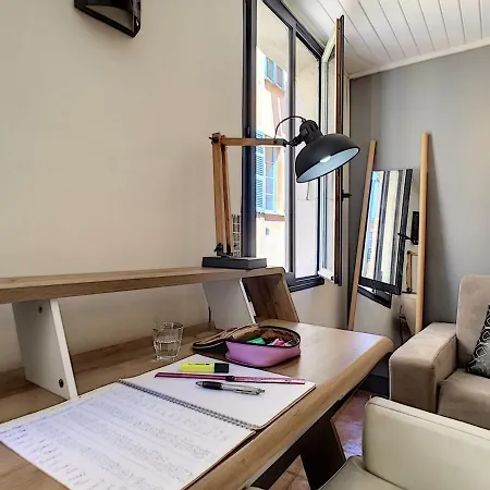 Apartament Nestor&jeeves - Otentik - Old Town - Close Sea